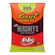 Hershey's, Kit Kat, & Reese's Christmas Candy Bulk Chocolate Variety Pack, 5 Pounds, Fun Size, 265 Pieces