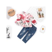 PatPat Baby Girl 2-piece Sweet Floral Ruffle Long-sleeve Top and Jeans Set